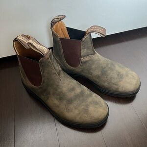Blundstone 585 in Rustic Brown